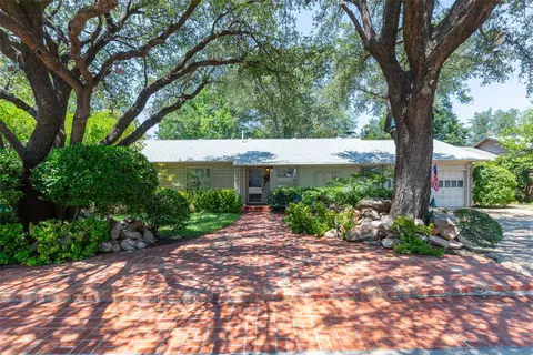 1334 Santos St, Abilene, TX 79605