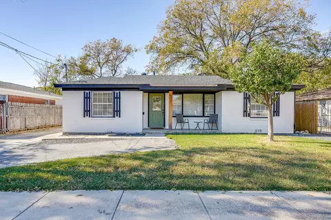 137 Merritt St, Fort Worth, TX 76114