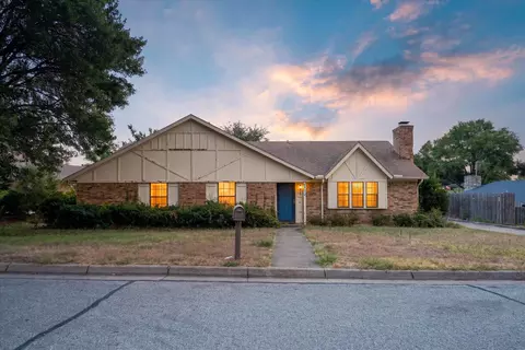 6512 High Country Trl, Arlington, TX 76016