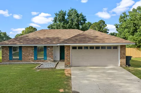 5226 Lauri Ln, Bossier City, LA 71112