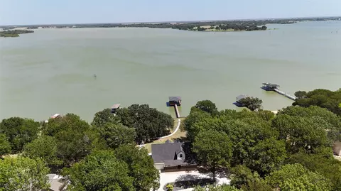 429 Meandering Way, Corsicana, TX 75109