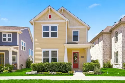 6132 Mayfair Mews, North Richland Hills, TX 76180