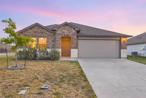 7100 Canadian Dr, China Spring, TX 76633