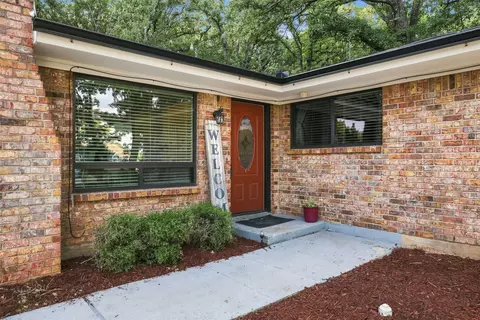 247 Don St, Pottsboro, TX 75076