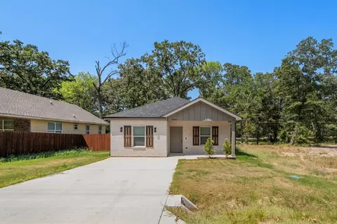 6144 Shawnee Dr, Mabank, TX 75156