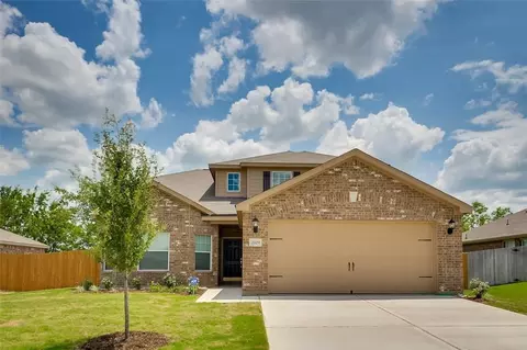 215 Silverleaf Dr, Princeton, TX 75407