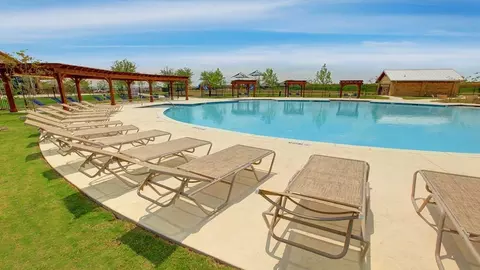 749 Soaring Hawk Dr, Fort Worth, TX 76008 photo 2