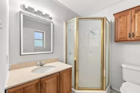Bath - 6800 Echo Hill Dr, Watauga, TX 76148 photo 3 of 4