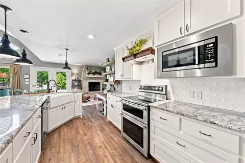 Kitchen - 7001 Michael Ln, Eustace, TX 75124 photo 2 of 4