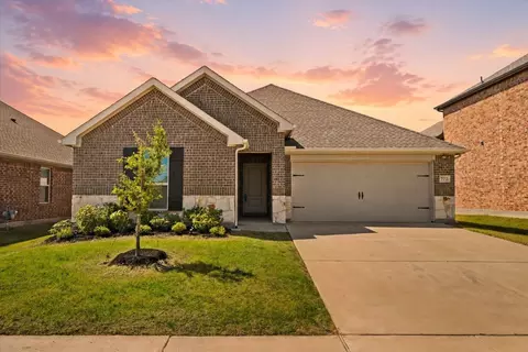 772 Soar Sky Way, Lavon, TX 75166