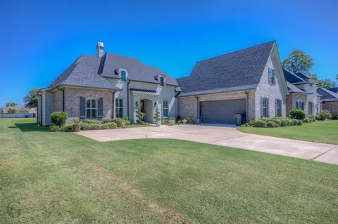 237 Peregrine Way, Bossier City, LA 71112