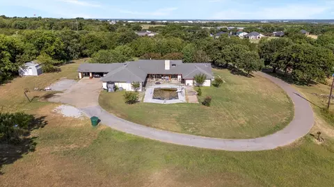 442 High View Dr, Denison, TX 75020