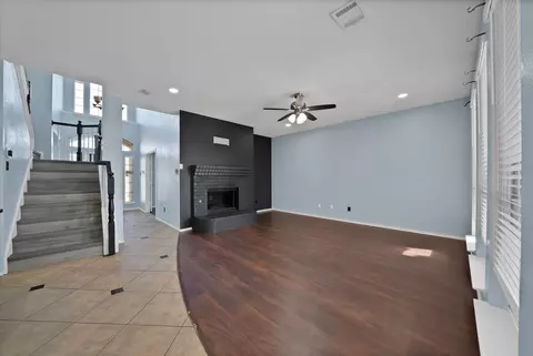 Living - 3314 Springleaf Dr, Mesquite, TX 75181 photo 2 of 4