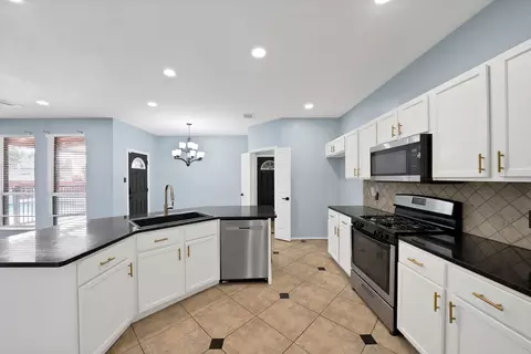 Kitchen - 3314 Springleaf Dr, Mesquite, TX 75181 photo 3 of 3