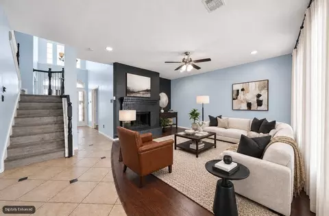 Living - 3314 Springleaf Dr, Mesquite, TX 75181 photo 4 of 4