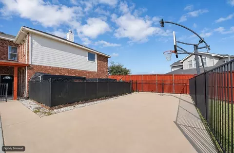 Exterior - 3314 Springleaf Dr, Mesquite, TX 75181 photo 6 of 8