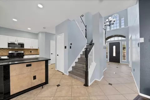 Entry Way - 3314 Springleaf Dr, Mesquite, TX 75181 photo 3 of 4