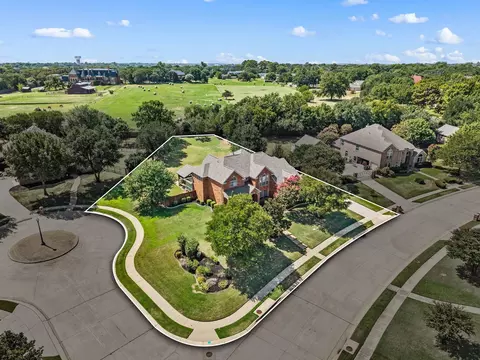 6609 Sapphire Cir S, Colleyville, TX 76034