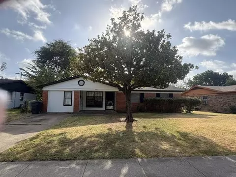4974 Dupont Dr, Dallas, TX 75216