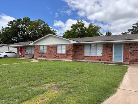 290 N Barker St, Stephenville, TX 76401