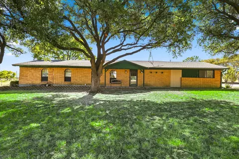 10138 Terrace Rd, Sanger, TX 76266