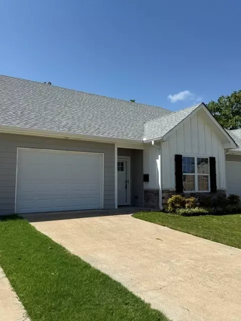 876 Camp St #C, Sulphur Springs, TX 75482