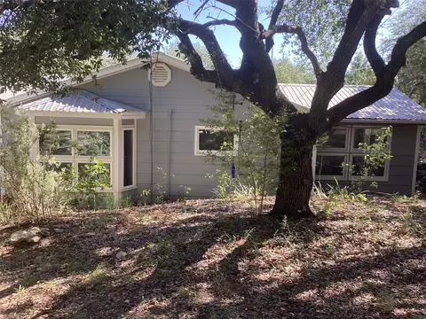 1225 Cedar Break Ct, Cleburne, TX 76033