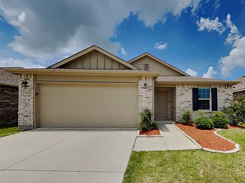 1108 Hickory Bend Ln, Fort Worth, TX 76108