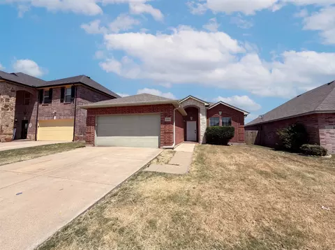 5928 Deck House Rd, Fort Worth, TX 76179