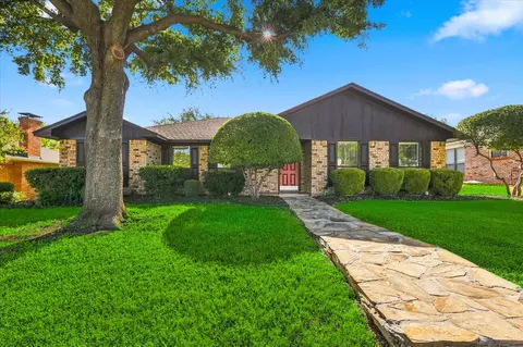 1903 Big Sky Dr, Lewisville, TX 75077