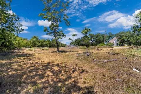 900 S Walnut, Brady, TX 76825