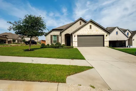 101 St Meena Ct, Fort Worth, TX 76120