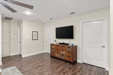 Entry Way - 13700 Park Harbor Dr, Eustace, TX 75124 photo 3 of 3