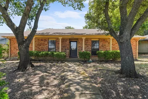 7212 Field View Ln, Dallas, TX 75249