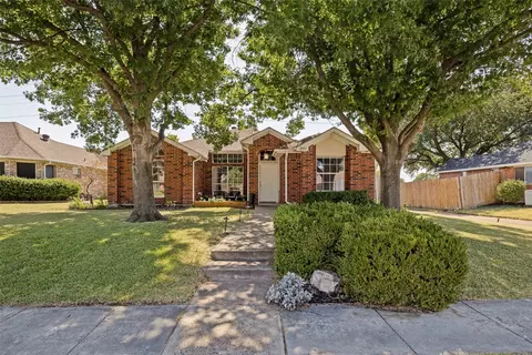 2922 Andrea Ln, Garland, TX 75040