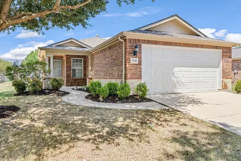 7737 Longaberger Dr, Frisco, TX 75036