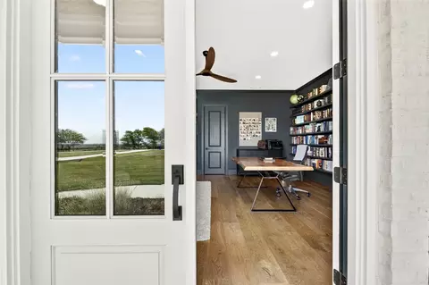 Entry Way - 10932 Gregory Rd, Sanger, TX 76266 photo 5 of 6