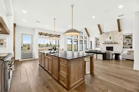 Kitchen - 10932 Gregory Rd, Sanger, TX 76266 photo 3 of 3