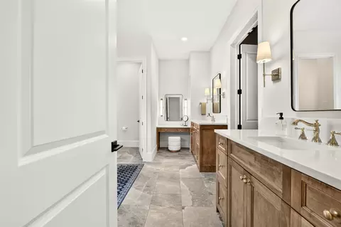 Bath - 10932 Gregory Rd, Sanger, TX 76266 photo 1 of 3