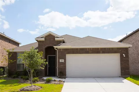 1215 Mount Olive Ln, Forney, TX 75126