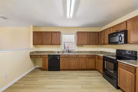 4524 Willow Rock Ln, Fort Worth, TX 76244