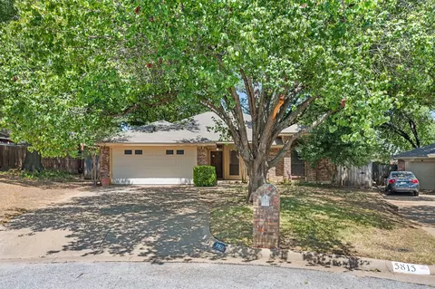 5811 Terra Dr, Arlington, TX 76017