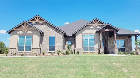 6841 Southrock Dr, Midlothian, TX 76065