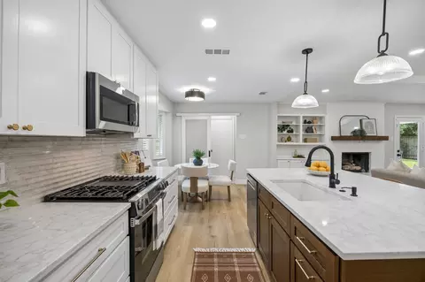 3018 Deep Valley Trl, Plano, TX 75075