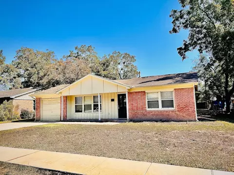 1918 Rolando Dr, Garland, TX 75040