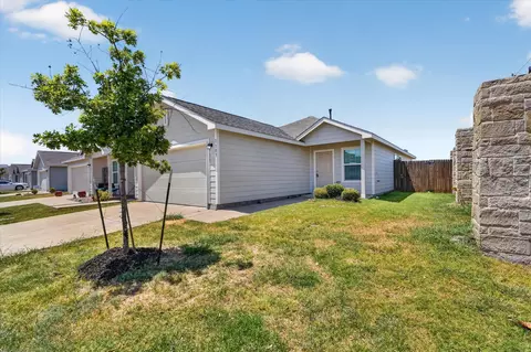 1103 Avalon Dr, Crandall, TX 75114