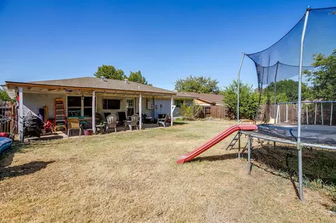 Exterior - 1105 Patrick St, Crowley, TX 76036 photo 5 of 10