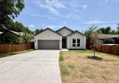 2130 Custer Dr, Dallas, TX 75216