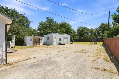 Exterior - 314 E 5th St, Anna, TX 75409 photo 7 of 9