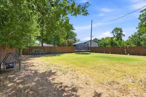 Exterior - 314 E 5th St, Anna, TX 75409 photo 6 of 9